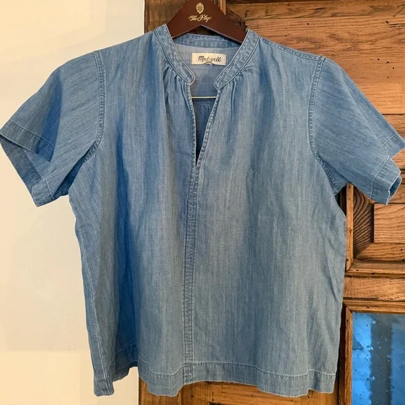 Madewell Chambray Blue Casual Shirt - Picture 1 of 3